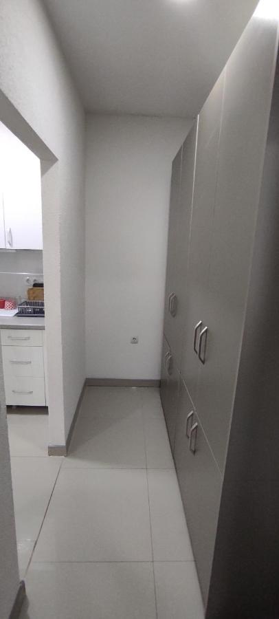 Alp Apartment Охрид Экстерьер фото